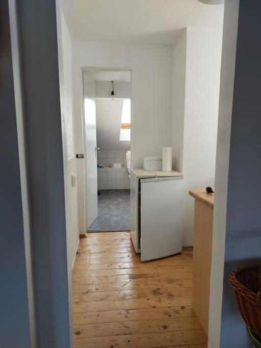 Helle Ruhige Zimmer Zu Vermieten 卡塞尔 外观 照片